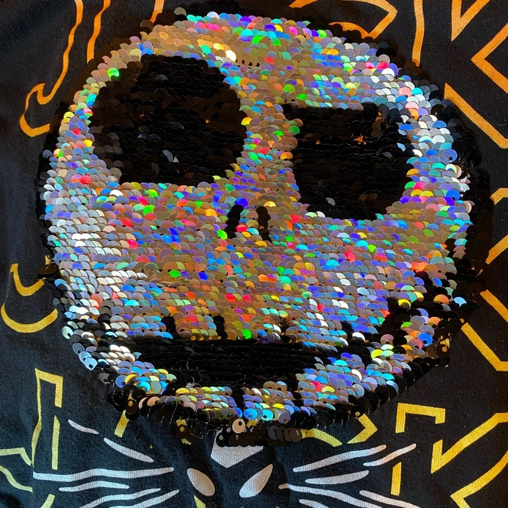 Girls Jack Skellington long sleeves shirt reverse sequins. Size L (10/12)
